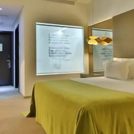 Hotel Delfim Douro