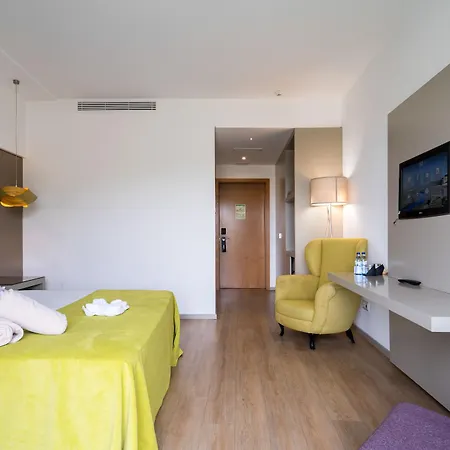 Delfim Douro Hotel 4*