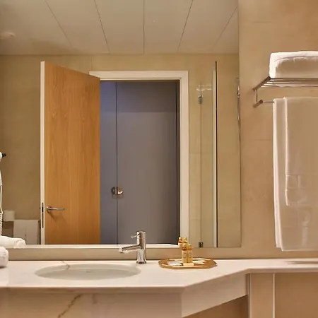 Hotel Delfim Douro 4*
