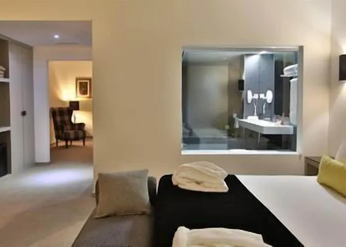 德尔芬杜罗酒店