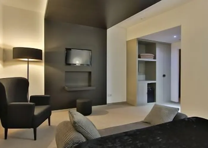 Delfim Douro Hotel 4*