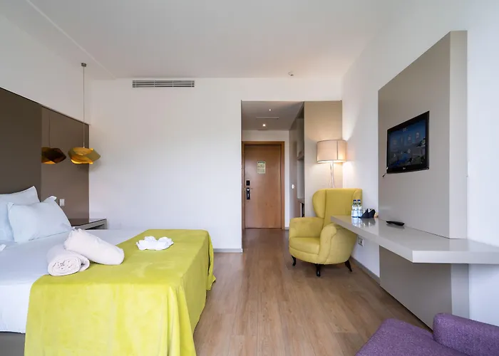 德尔芬杜罗酒店 酒店 4*