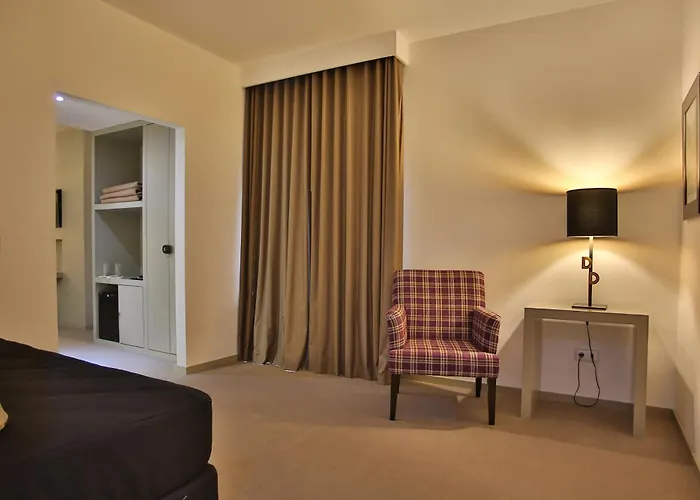 Hotel Delfim Douro 4*