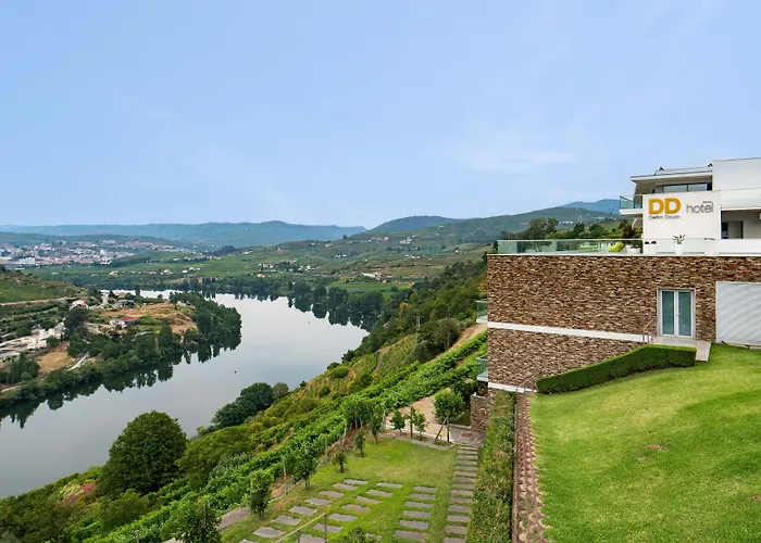 德尔芬杜罗酒店